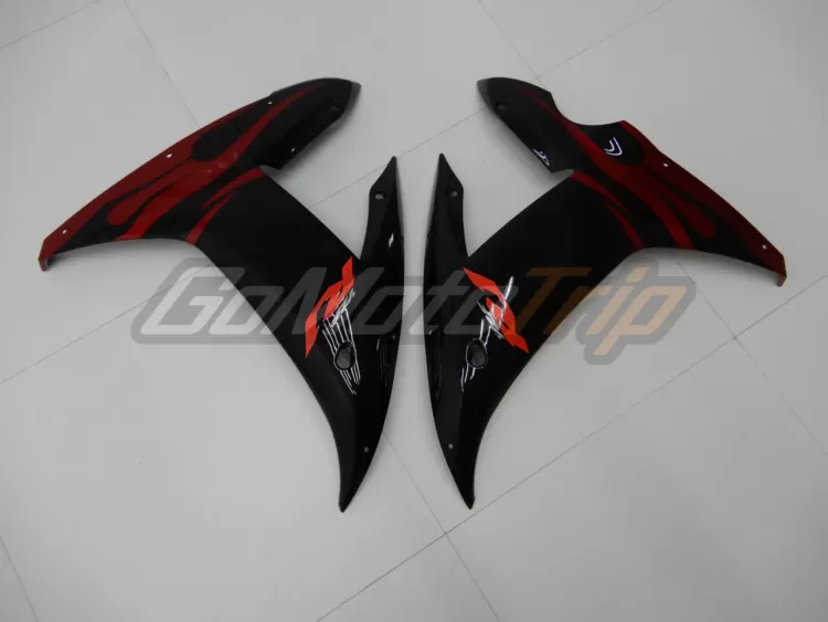 2002-2003-Yamaha-YZF-R1-Black-Red-Flame-Fairing-23