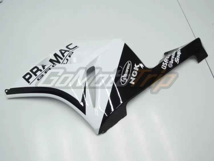 2004-2005-Honda-CBR1000RR-Black-Pramac-Fairing-14