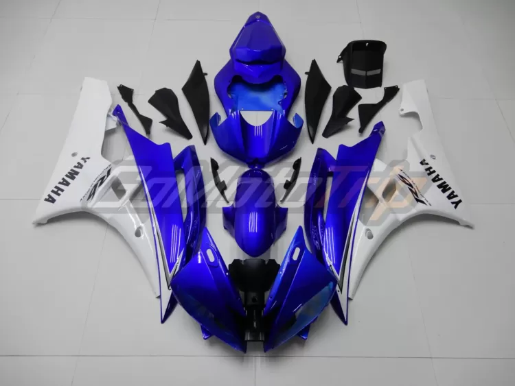 2006-2007-Yamaha-YZF-R6-Blue-White-Fairing-1