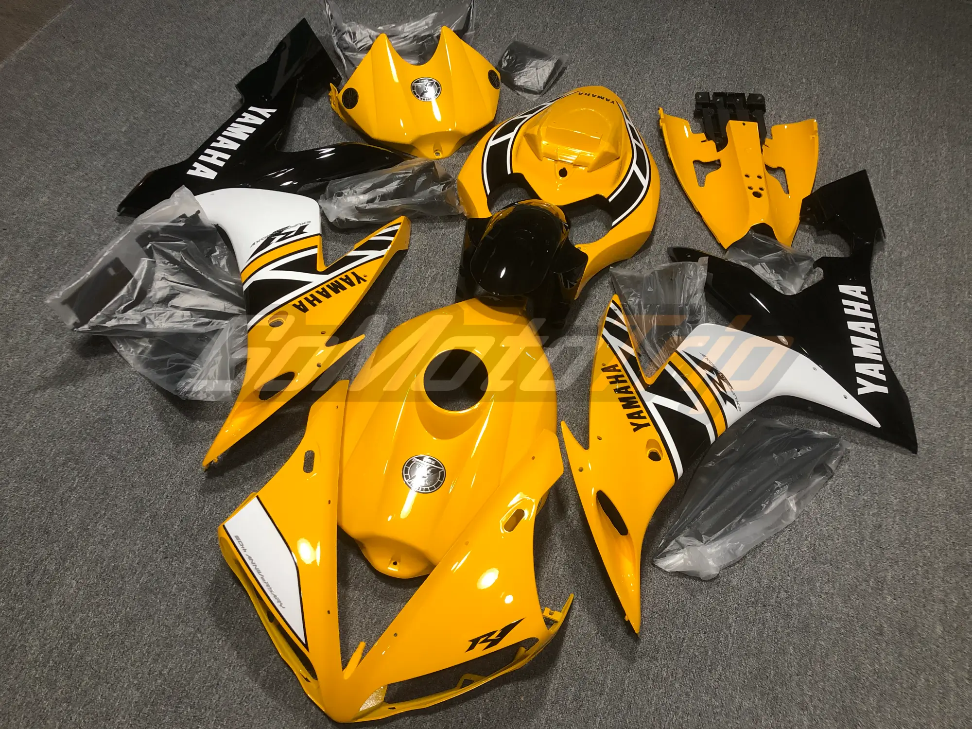 2006-Yamaha-YZF-R1-50th-Anniversary-Fairing-Kit-2