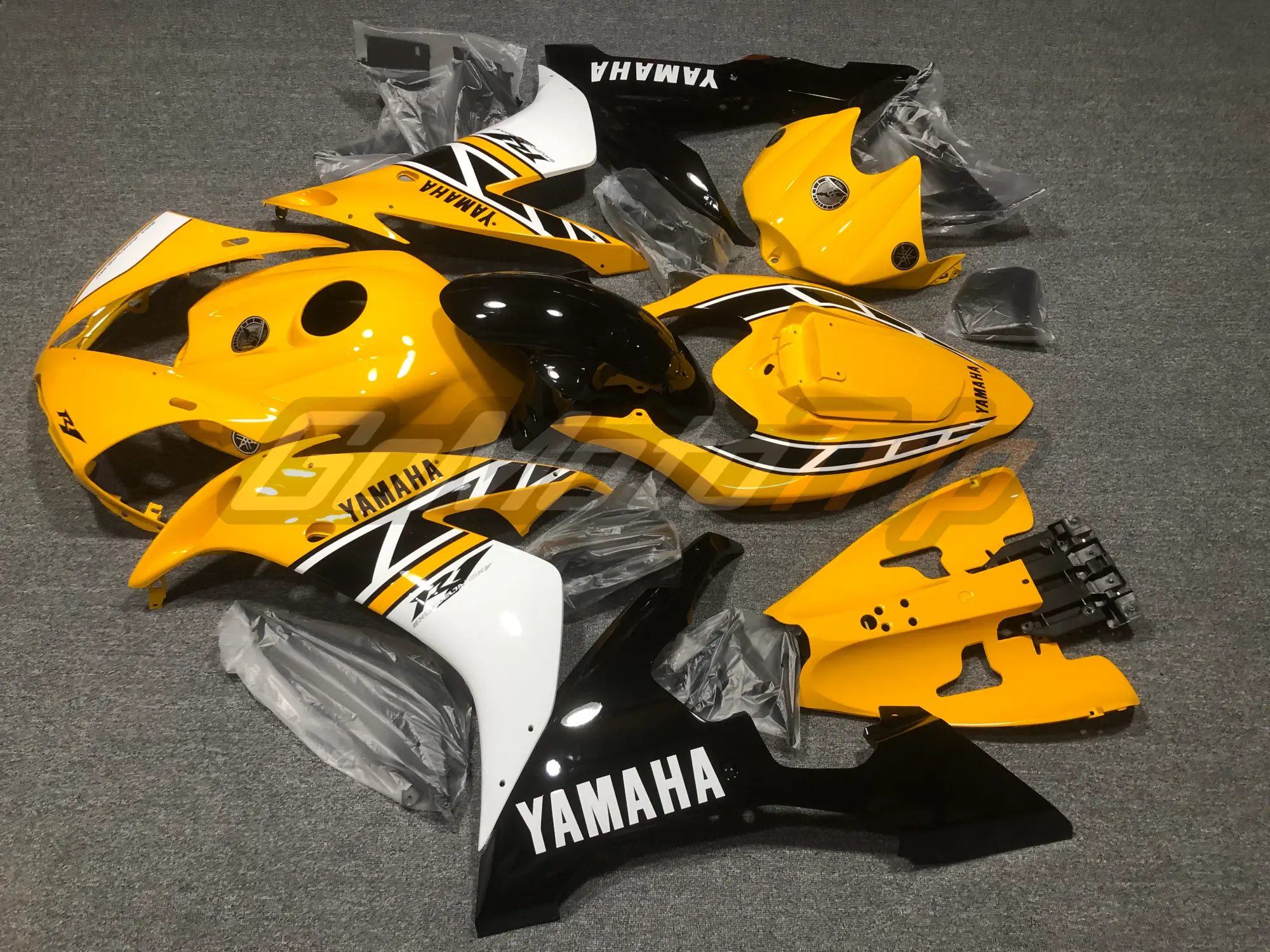 2006-Yamaha-YZF-R1-50th-Anniversary-Fairing-Kit-4