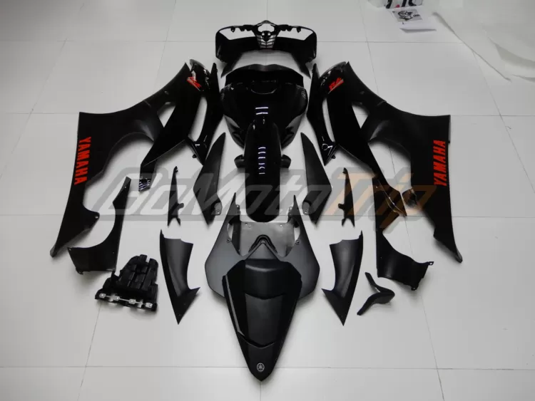 2008 Yamaha Yzf R6 Black Fairing 6