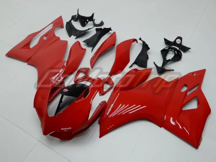 Ducati-1199-PANIGALE-Red-Fairing-15
