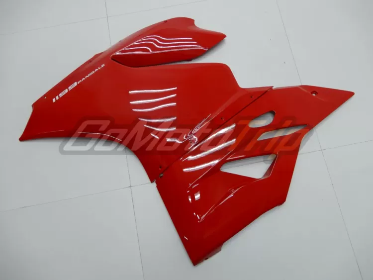 Ducati-1199-PANIGALE-Red-Fairing-5
