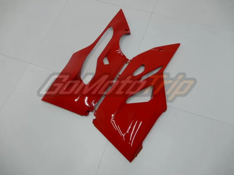 Ducati-1199-PANIGALE-Red-Fairing-9