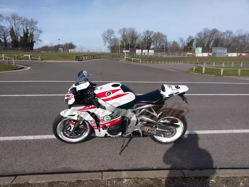 Rider-Review-Anthony-CBR1000RR-Fairing-2