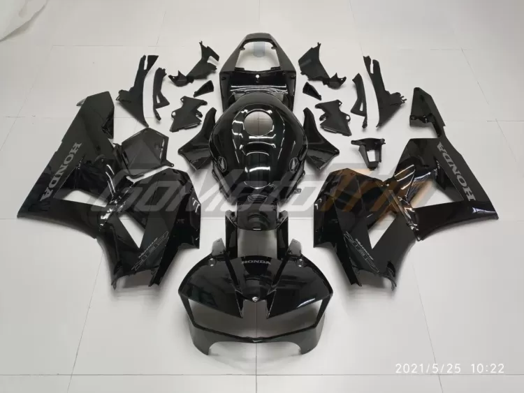 2013-2020-Honda-CBR600RR-Black-Fairing-13