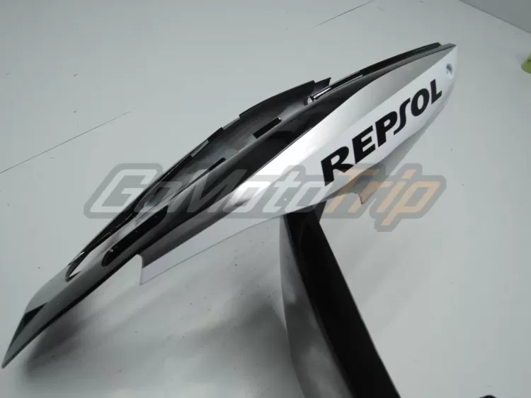 2002-2013-Honda-VFR800-Silver-REPSOL-Fairing-16