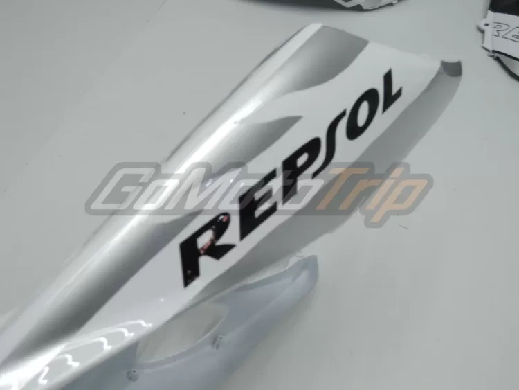 2004-2005-Honda-CBR1000RR-Silver-White-Repsol-Fairing-19