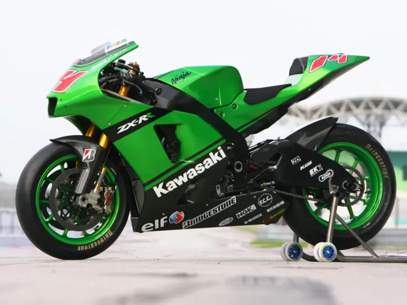 2005-2006-Kawasaki-Ninja-ZX-6R-ZX-RR-2005-MotoGP-Livery