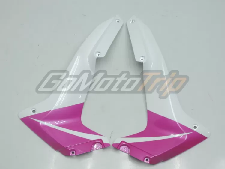 2011-2015-Honda-CBR250R-Pink-White-Fairing-6
