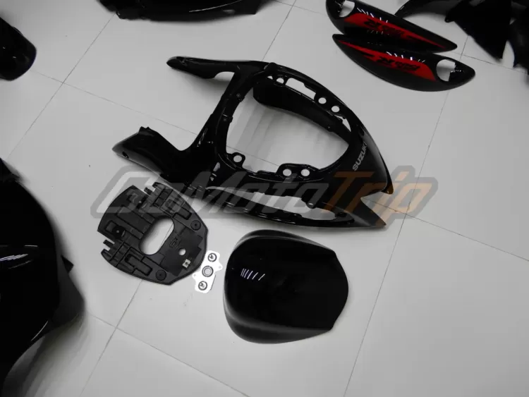 2011 Suzuki Hayabusa Black Fairing Kit 16