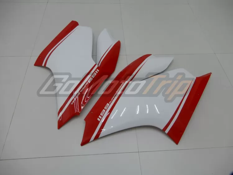 2014-Ducati-1199-Superleggera-Fairing-27