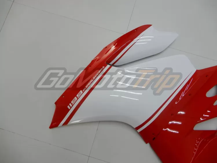 2014-Ducati-1199-Superleggera-Fairing-8