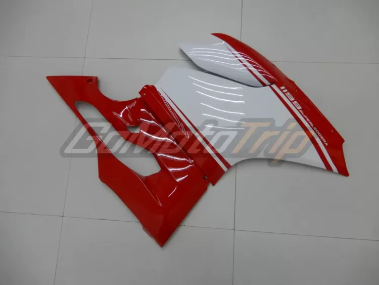 2014-Ducati-1199-Superleggera-Fairing-9