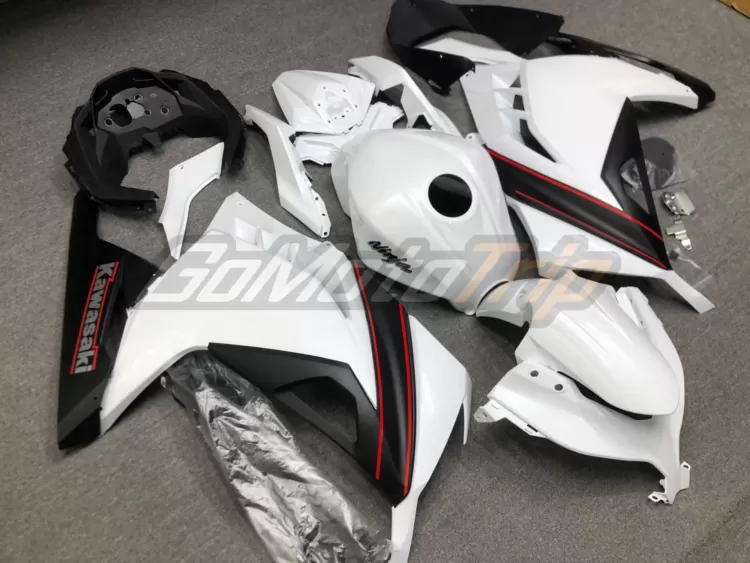 2014 Kawasaki Ninja 300 Pearl White Fairing Kit 8