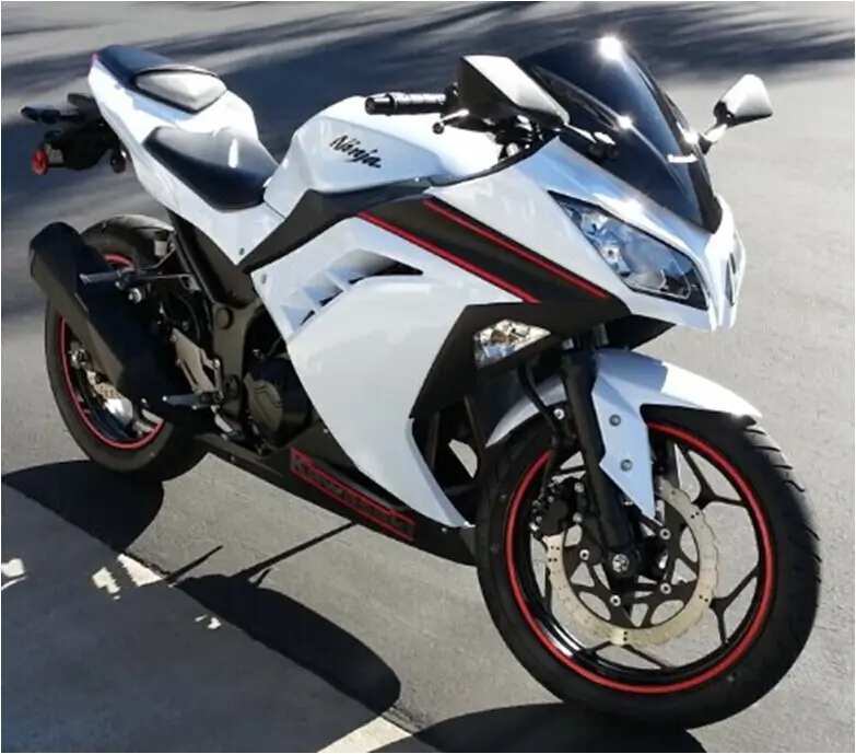 2014-Kawasaki-Ninja-300-Pearl-White