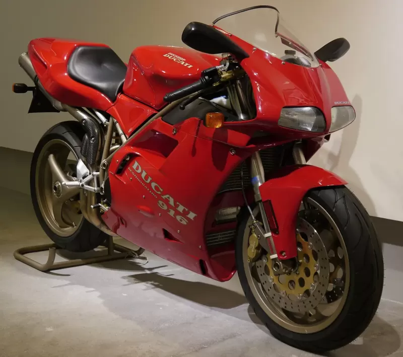 Ducati-916-Red