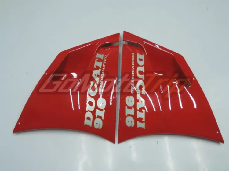 Ducati-916-Red-Fairing-10