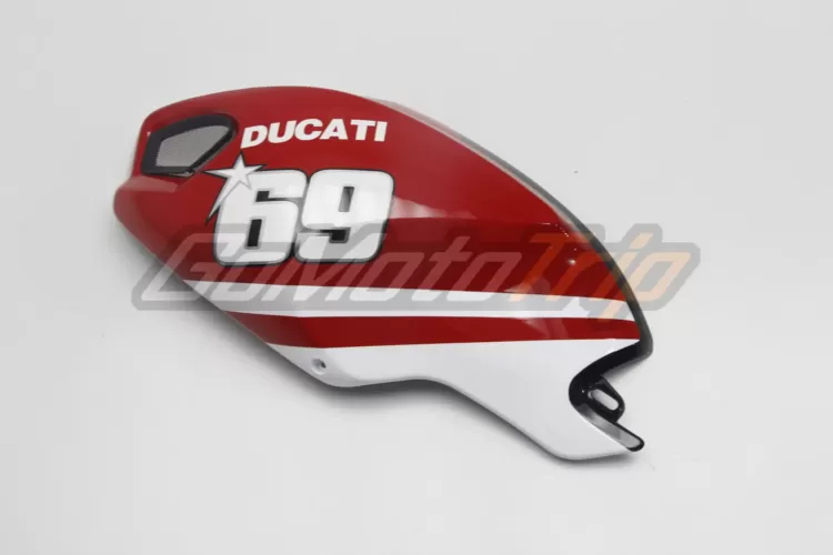 Ducati-Monster-GP11-Nicky-Hayden-69-Fairing-10