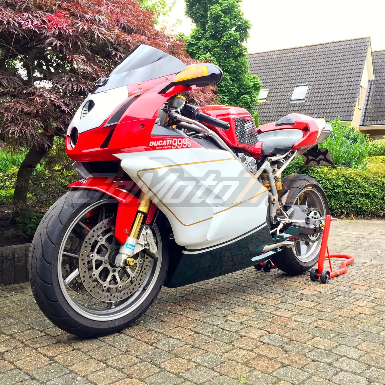 Rider-Review-Bob-Ducati-999-s-TriColore-Fairing-1