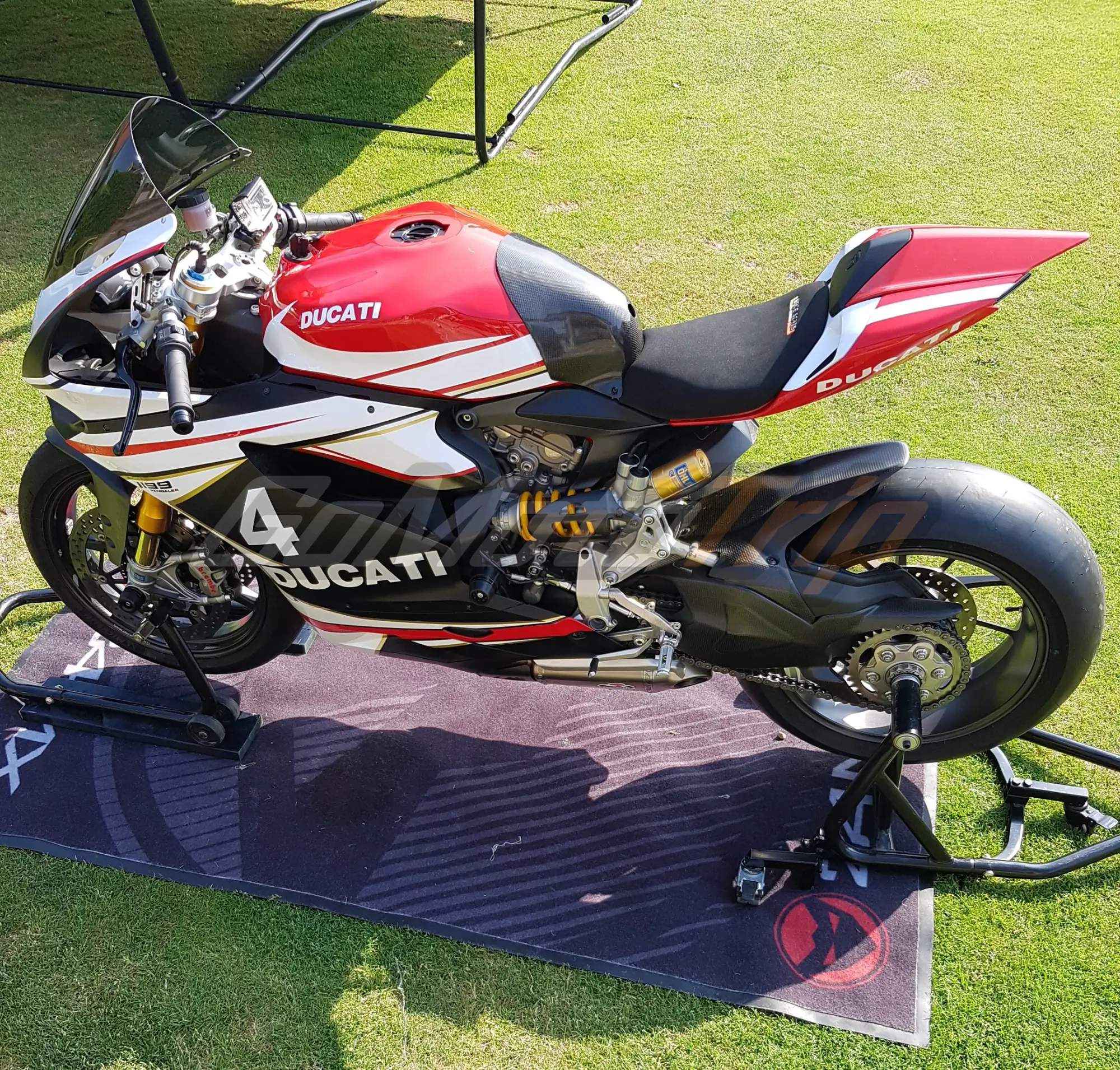 Rider Review Henrik Ducati 1199 Bodywork 1