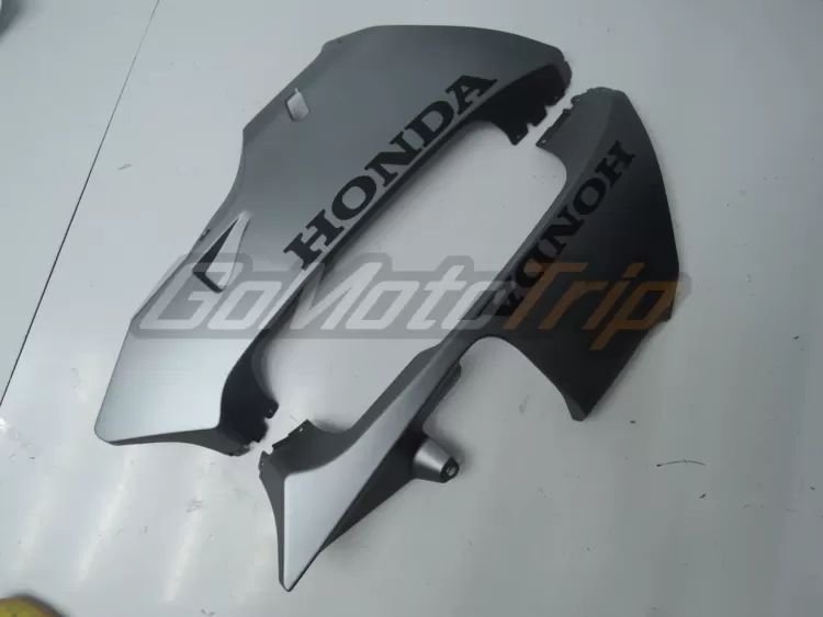 2003-2004-Honda-CBR600RR-Gray-Black-Skull-Fairing-4