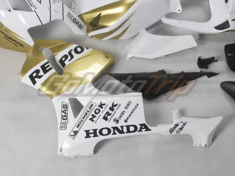2005-2006-Honda-CBR600RR-Gold-White-REPSOL-Fairing-27