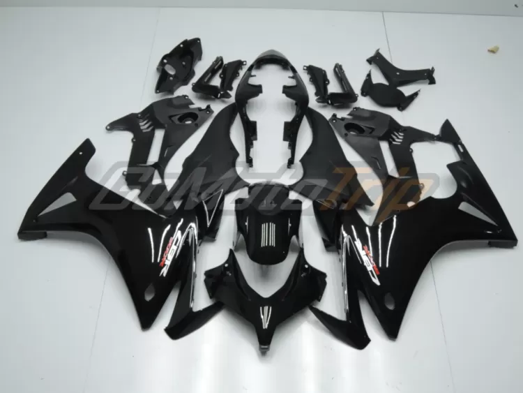 2013-2015-Honda-CBR500R-Glossy-Black-Fairing-1