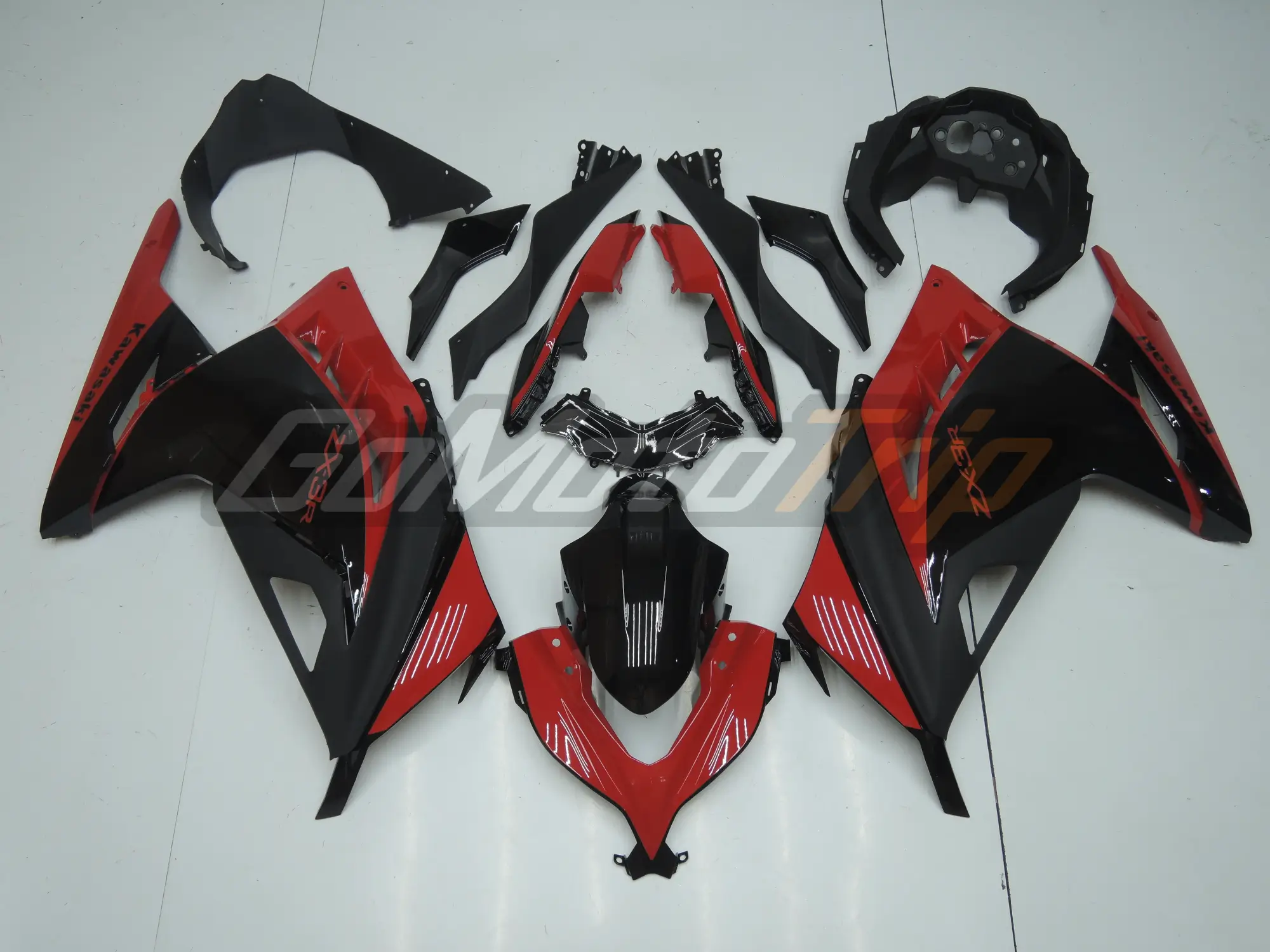 Kawasaki Ninja 300 Black Red Fairing2 1