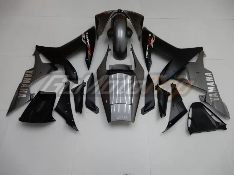 2002-2003-Yamaha-YZF-R1-Black-Gray-Fairing-5