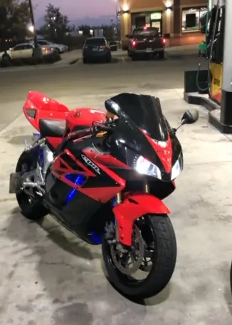 Rider-Review-Justin-CBR1000RR-Fairing