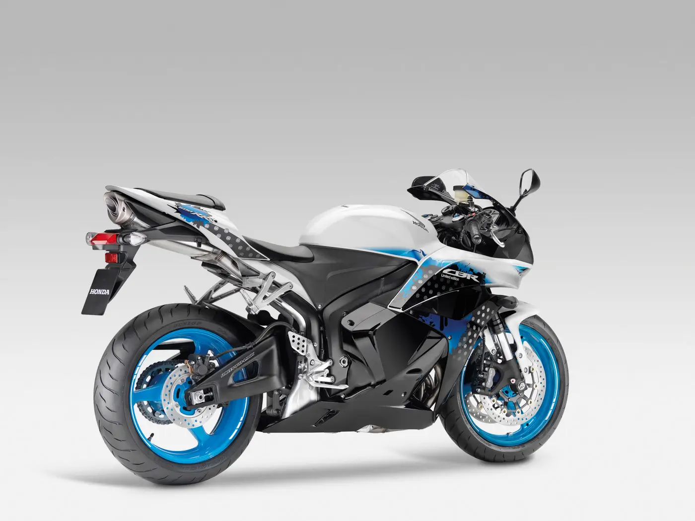 CBR-600-RR-LIMITED-EDITION-4