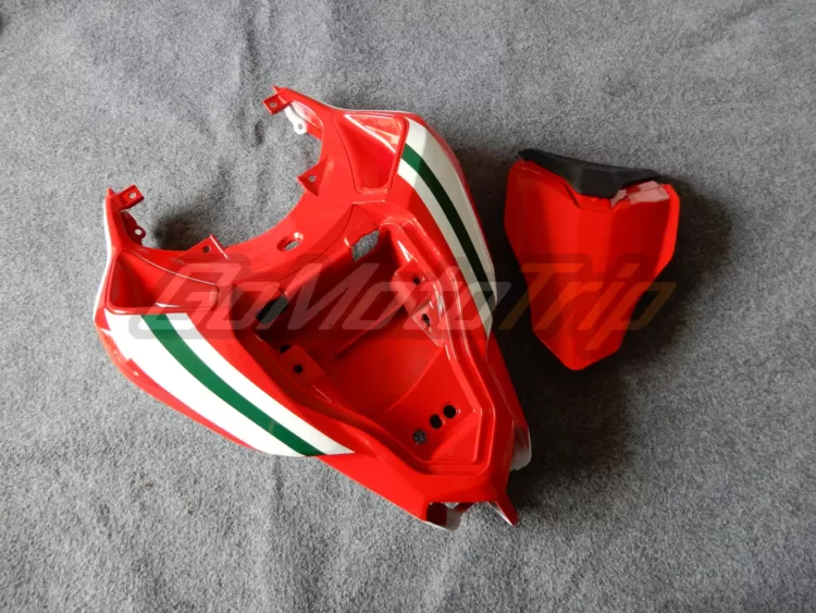 Ducati 1098 Rs Panigale Tricolore Fairing 10