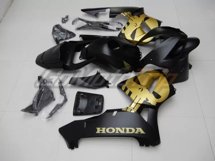 2005-2006-Honda-CBR600RR-Black-Gold-Skull-Fairing-5