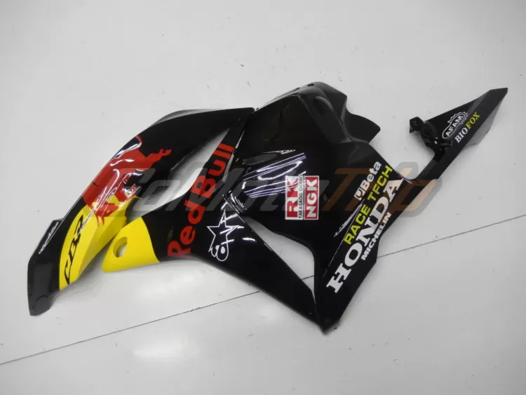 2009-2012-Honda-CBR600RR-Black-Red-Bull-Fairing-16
