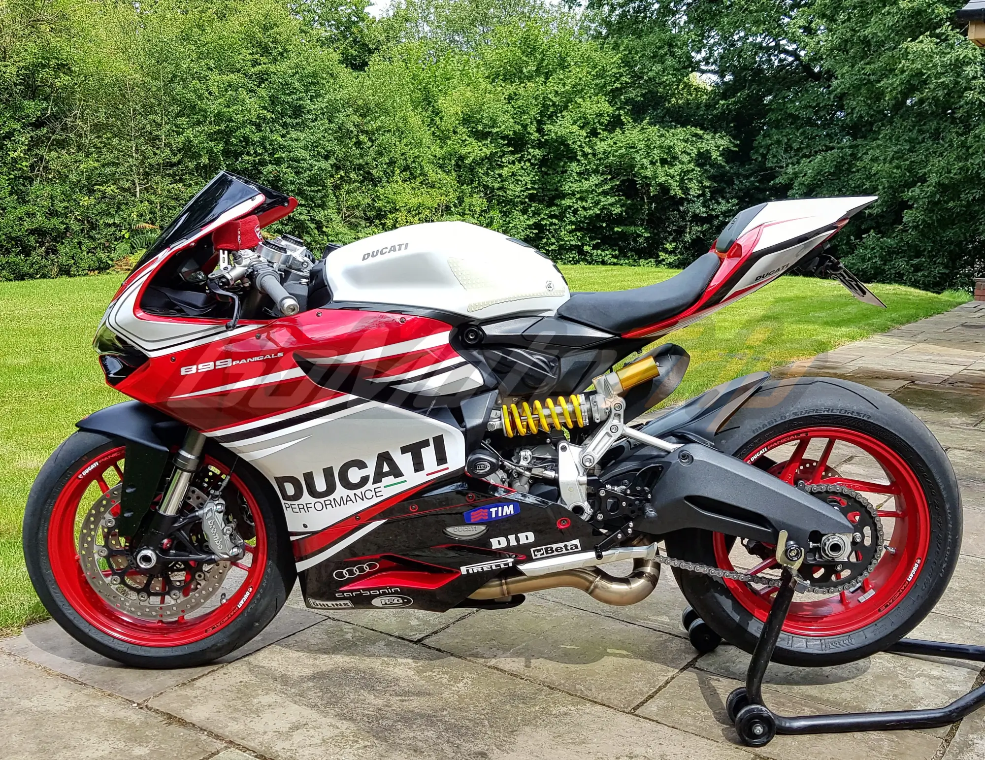 Rider-Review-Matthew-Ducati-899-Panigale-Titisan-Superbike-Concept-Fairing