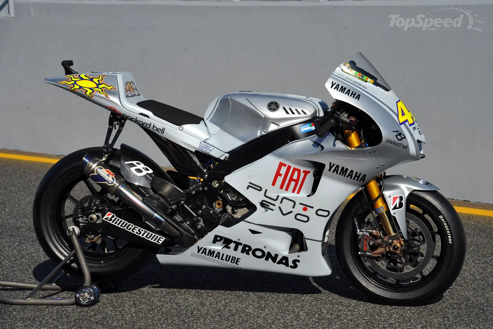 2006-2007-Yamaha-R6-FIAT-Team-MotoGP-2009-Estoril-3