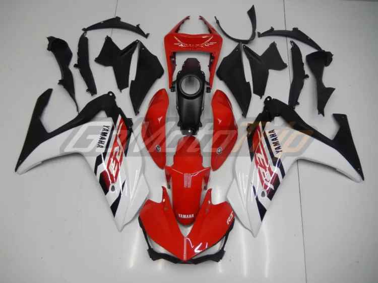 2015-Yamaha-YZF-R3-Rapid-Red-Fairing-1
