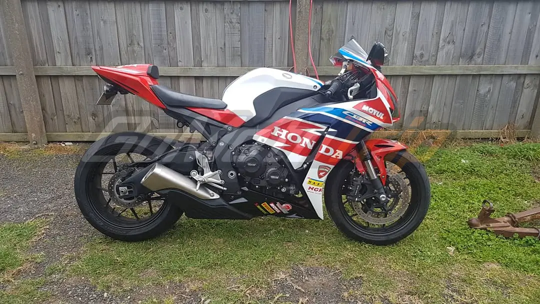 Rider Review 78330 Cbr1000rr Fairing 2