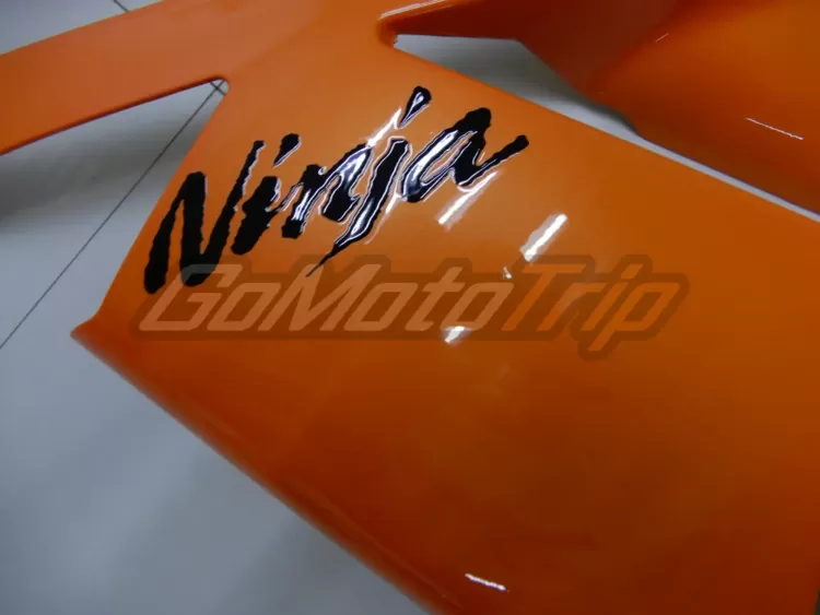 2004-2005-Kawasaki-Ninja-ZX-10R-Orange-Fairing-17