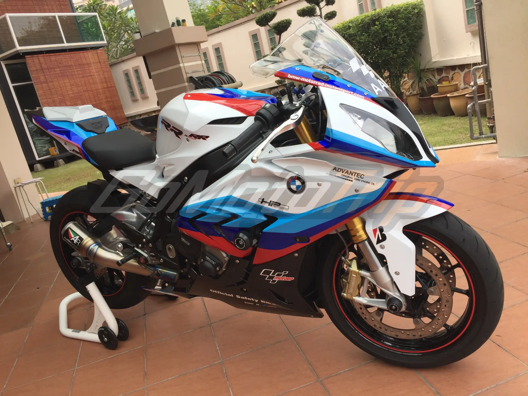 Rider-Review-Ahmad-BMW-S1000RR-MotoGP-Safety-Bike-Fairing-2