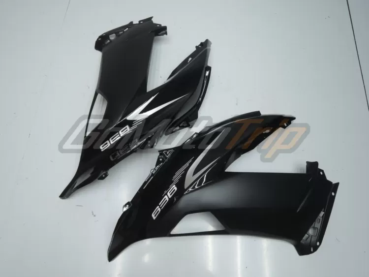 2013-2018-Kawasaki-Ninja-ZX-6R-Black-Fairing-16