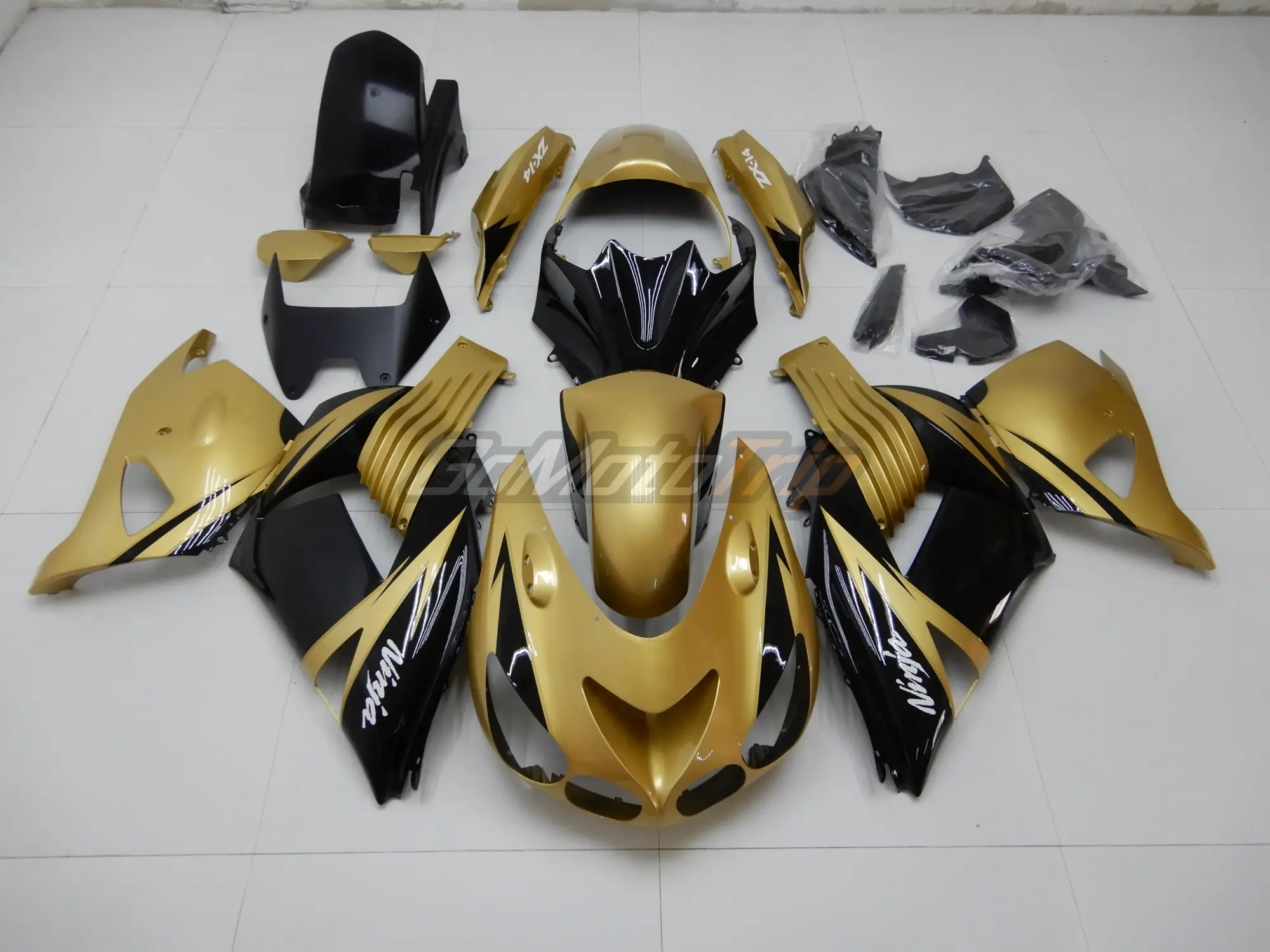 Rider-Review-46823-ZX14R-Fairing-1