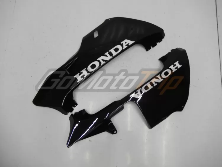 2005-2006-Honda-CBR600RR-Black-Silver-Fairing-11