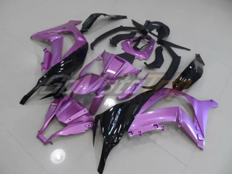 2011-2015-Kawasaki-Ninja-ZX-10R-Black-Pink-Faring
