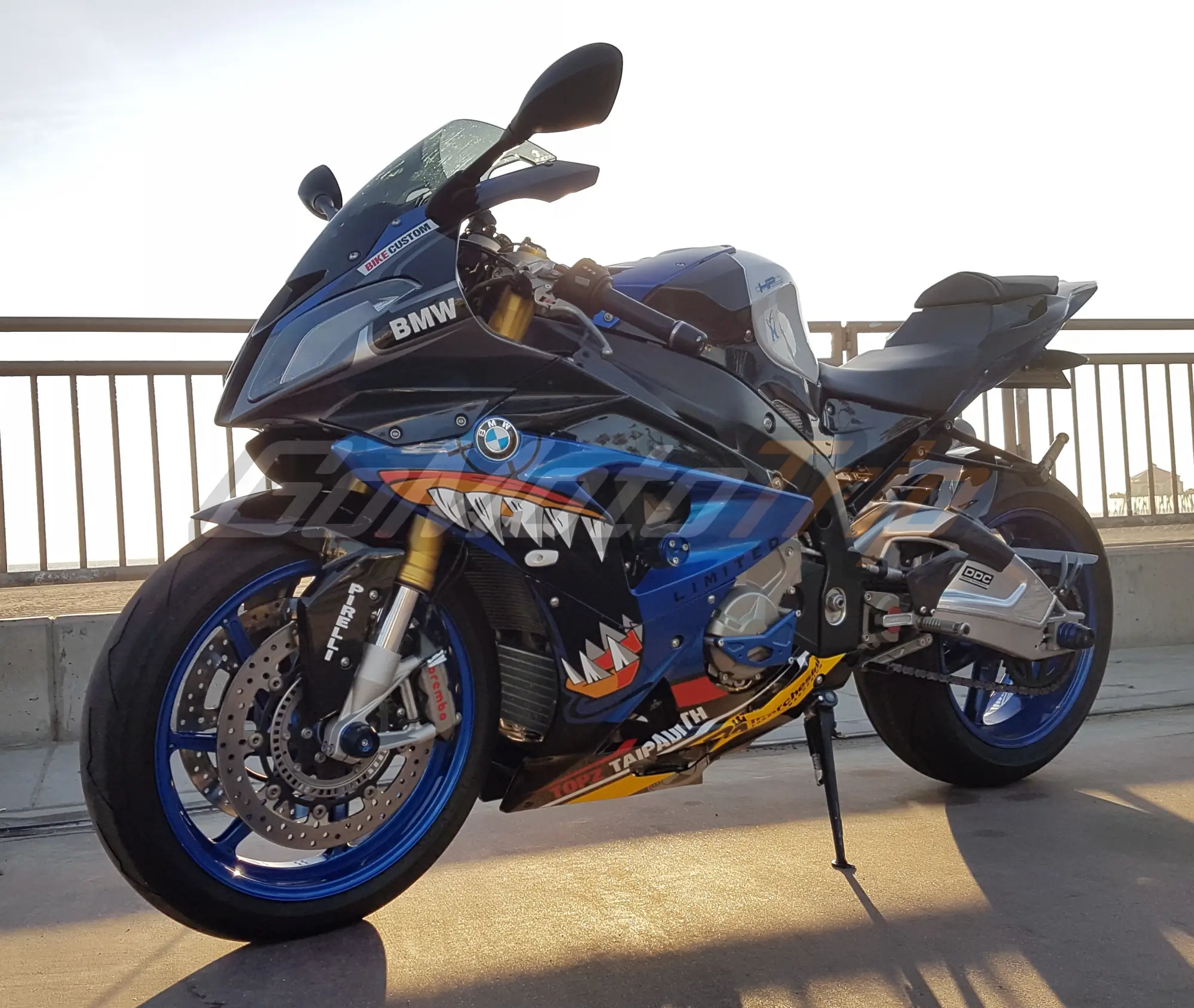 Rider-Review-Khoa-Nguyen-BMW-S1000RR-Shark-Fairing