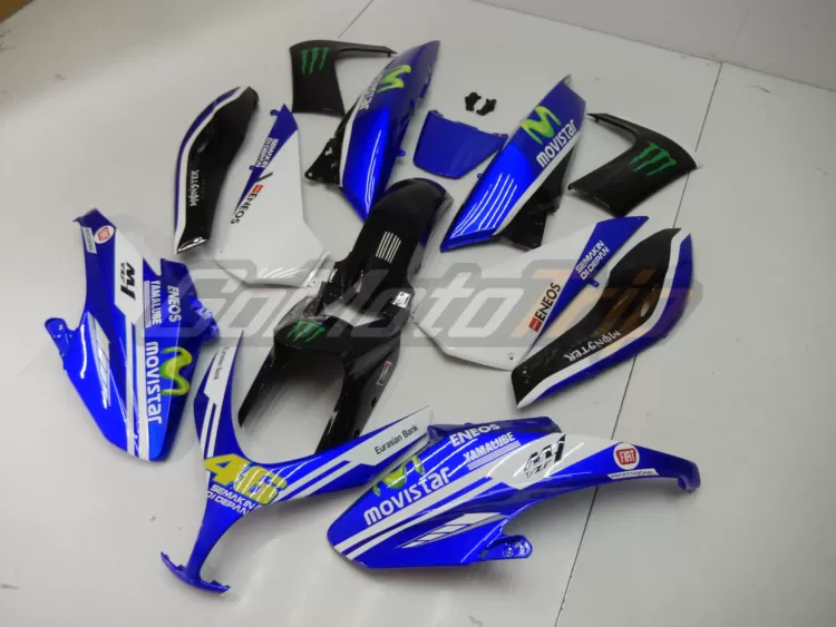 2008-2011-Yamaha-TMAX-500-YZR-M1-2015-MotoGP-Livery-Fairing-3