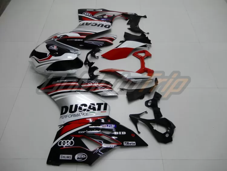 Ducati-1199-PANIGALE-Titisan-Superbike-Concept-Fairing-4