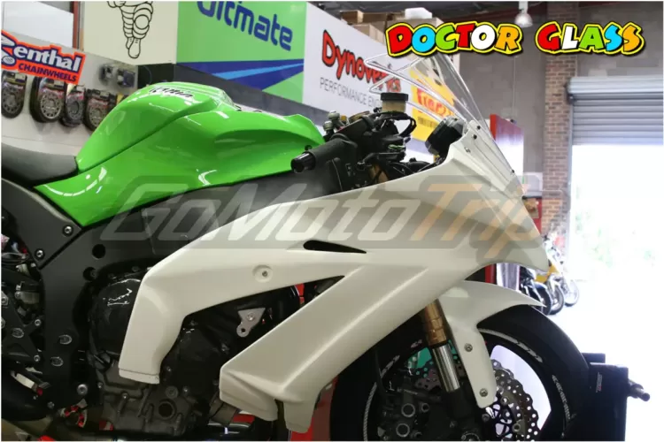 Kawasaki-Ninja-ZX-10R-2011-2015-Race-Bodywork-On-Bike-5_6